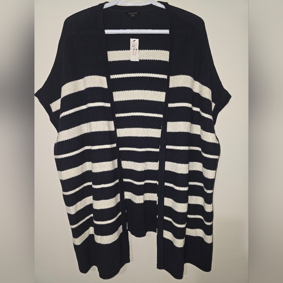 Talbots NWT Loose Fit, Knitted Sweater Vest - Picture 1 of 7